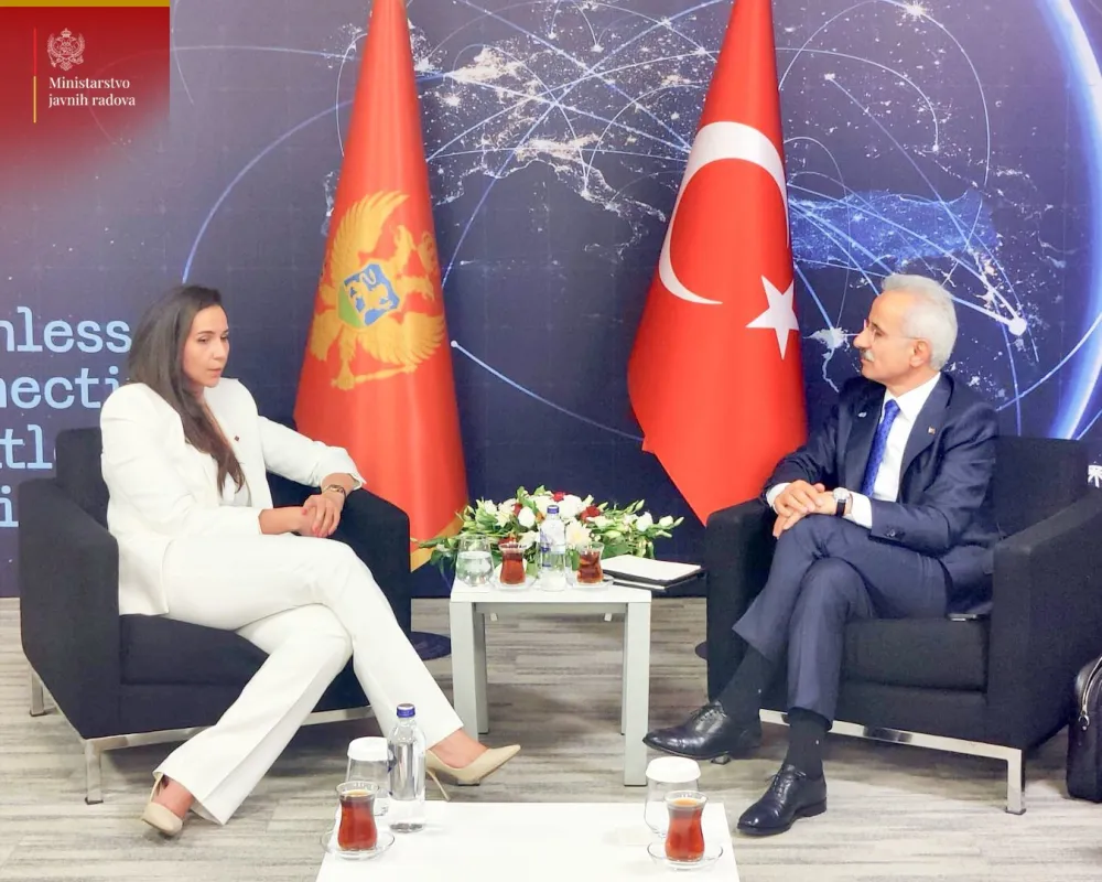 Adžović: Okosnica rada Ministarstva javnih radova realizacija projekata od strate&scaron;kog značaja