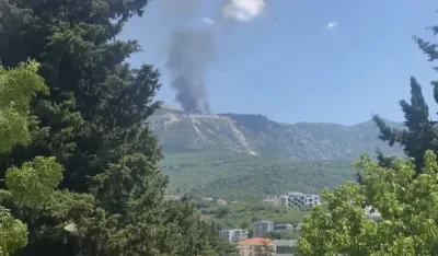 Požar na deponiji na Brajićima, vatrogasci na terenu