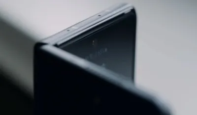 Novi detalji o Samsungovom prvom trostruko sklopivom telefonu