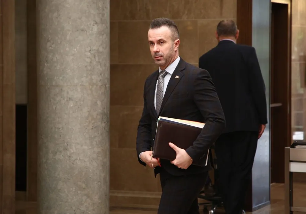 Bogdanović: Ne bilo nas ako država ne uhapsi one koji su je obukli u uniformu, a prodali za koverat