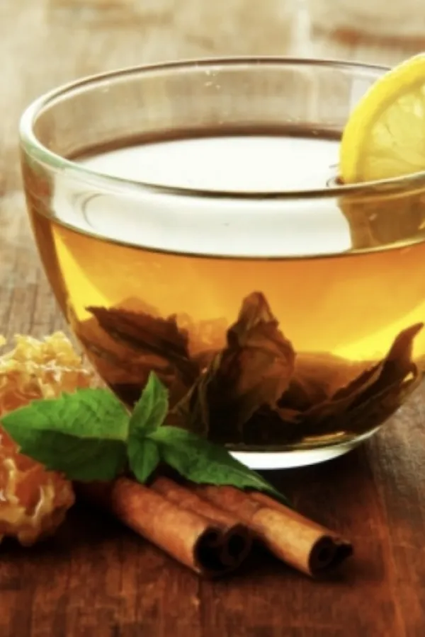 Tri čaja koja je najbolje piti ujutru za detosiktaciju