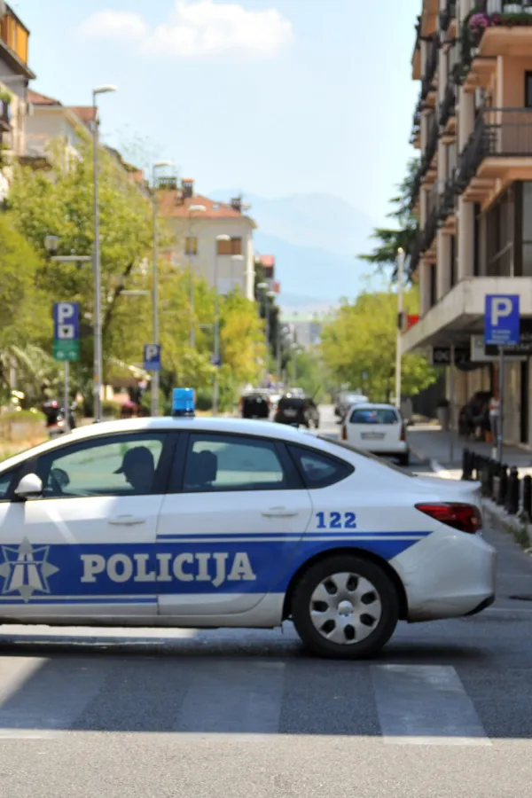 Za 24 sata 27 saobraćajnih nezgoda, poginula jedna osoba