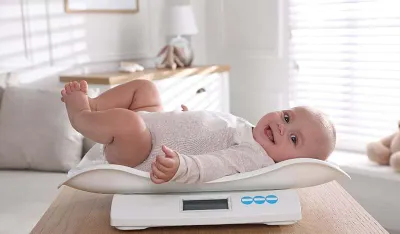 Kako prepoznati da va&scaron;a beba dobija dovoljno na težini