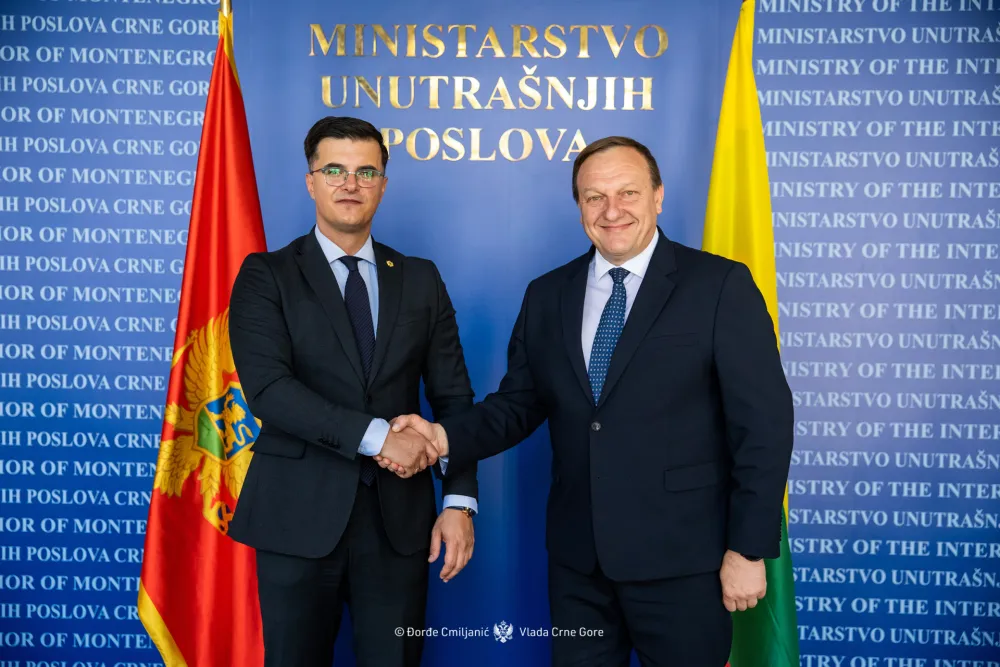 &Scaron;aranović&ndash;Kondratovič: Reforme u službi bezbjednosti &ndash; integritet postaje standard