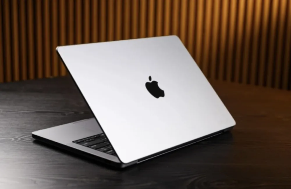 Apple sprema svoj najjeftiniji MacBook: Koristiće isti čip kao iPhone