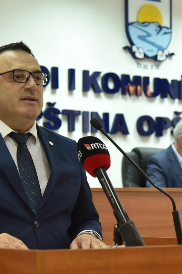 Đjeljaj: Politički udar ministarke Adžović na Tuzi