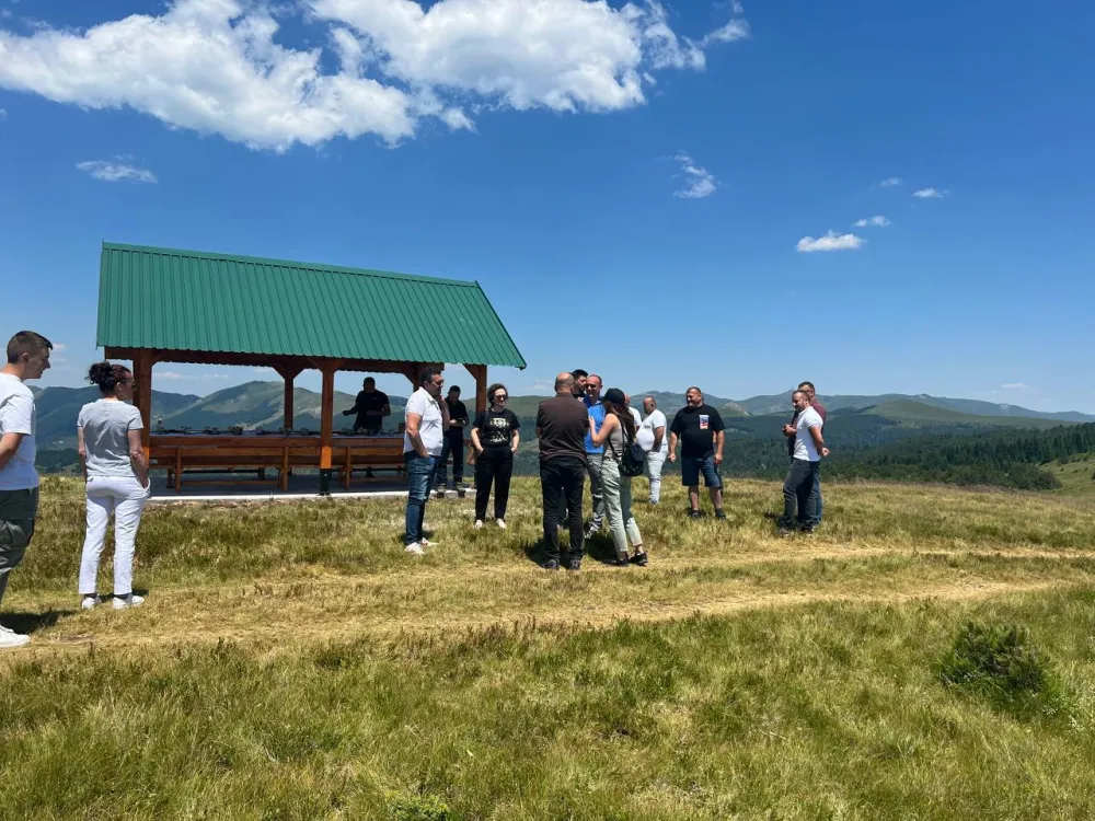 Novi vidikovci sada krase planinu Lisa, pospje&scaron;uju&nbsp;turističku ponudu Bjelasice i Komova