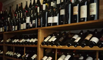 Kina uvodi antidamping carine i na francuski konjak