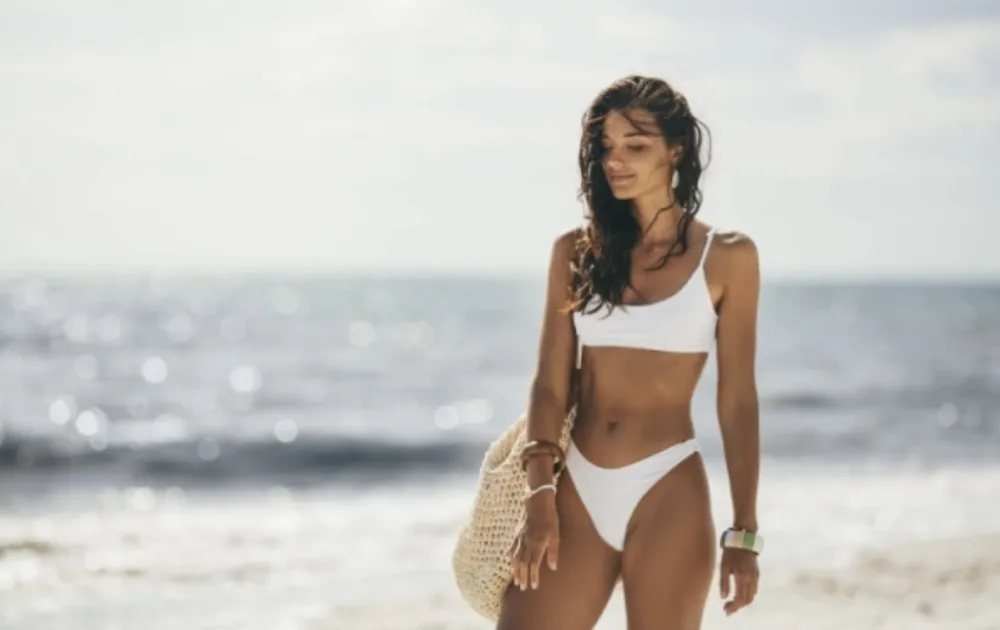 Sunčanje u mokrom kupaćem može izazvati niz problema