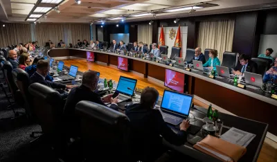 Vlada usvojila informaciju o aktivnostima za preuzimanje akcija Instituta "Simo Milo&scaron;ević"