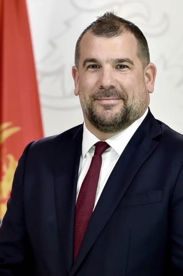 Krapović predložio Vladi: Staviti tačku na pitanje vojnog poligona na Sinjajevini