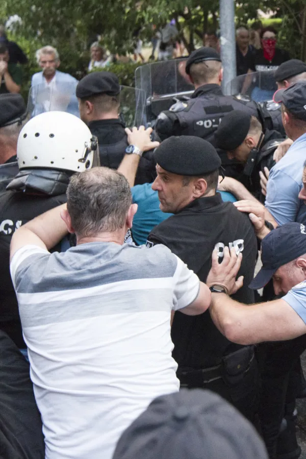 Sindikat Uprave policije: Osuđujemo nasilničko pona&scaron;anje građana