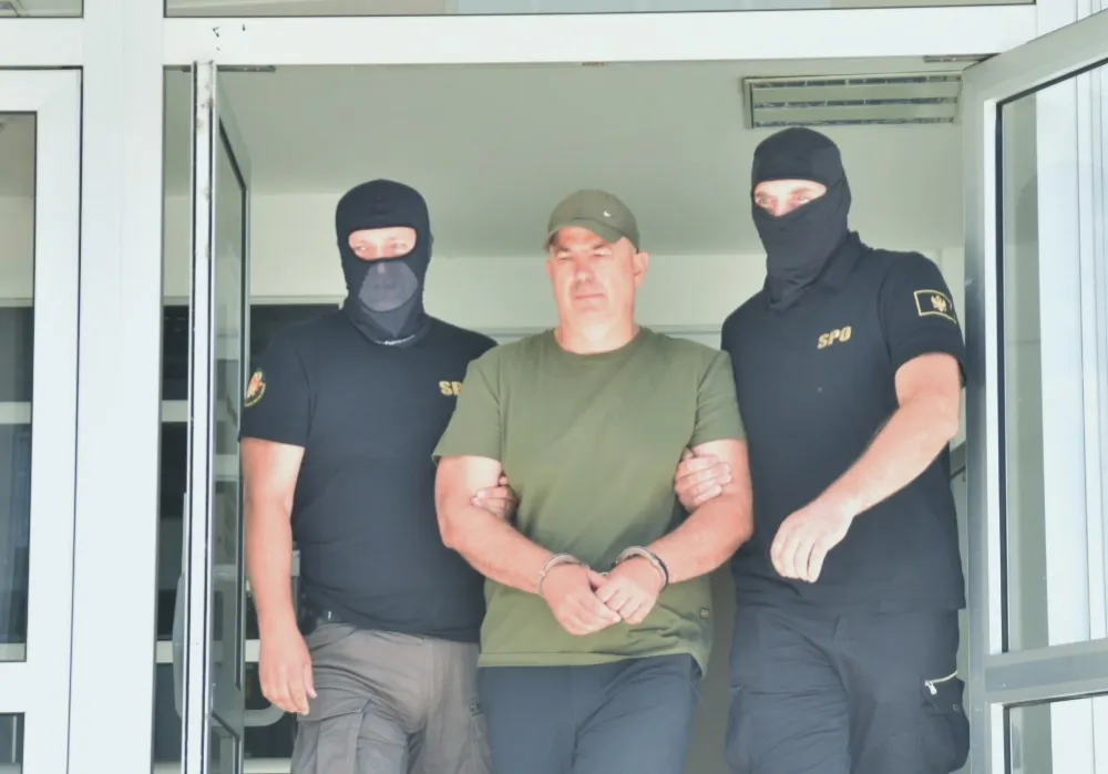 (FOTO) SPO pretresao prostorije danilovgradske policije, uhap&scaron;en Marko Drobnjak