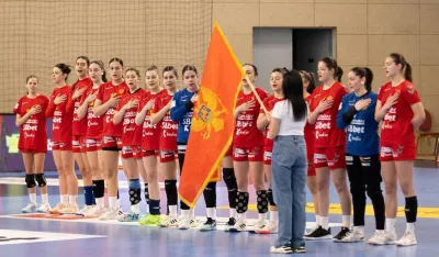 Ženka kadetska rukometna reprezentacija Crne Gore