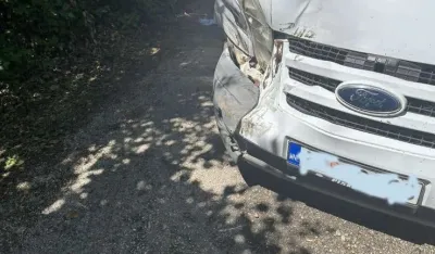 Vozač preminuo za volanom, medicinska sestra spriječila tragediju