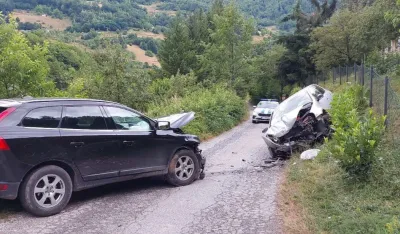 Maloljetnik izazvao sudar u Ravnoj Rijeci, povrijeđeno vi&scaron;e lica