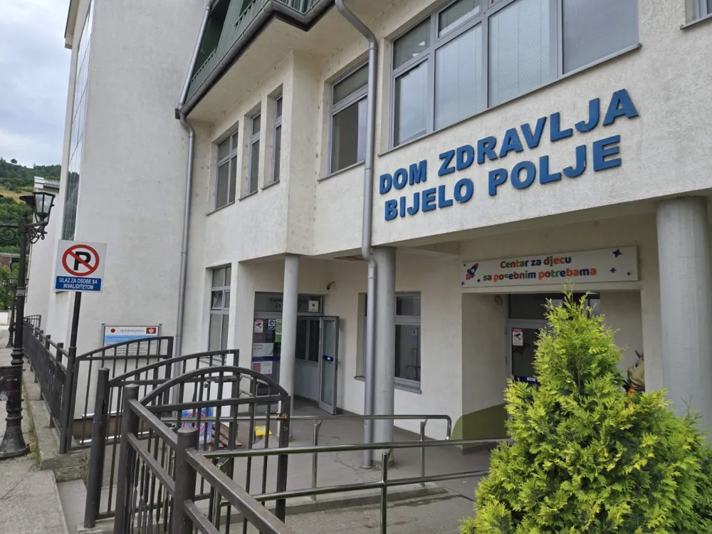 Jedinica hitne medicinske pomoći u Bijelom Polju&nbsp;privremeno izmje&scaron;tena