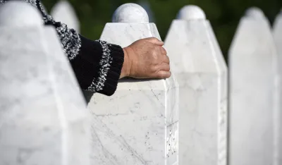 Crna Gora duguje uspostavljanje dana sjećanja na genocid u Srebrenici
