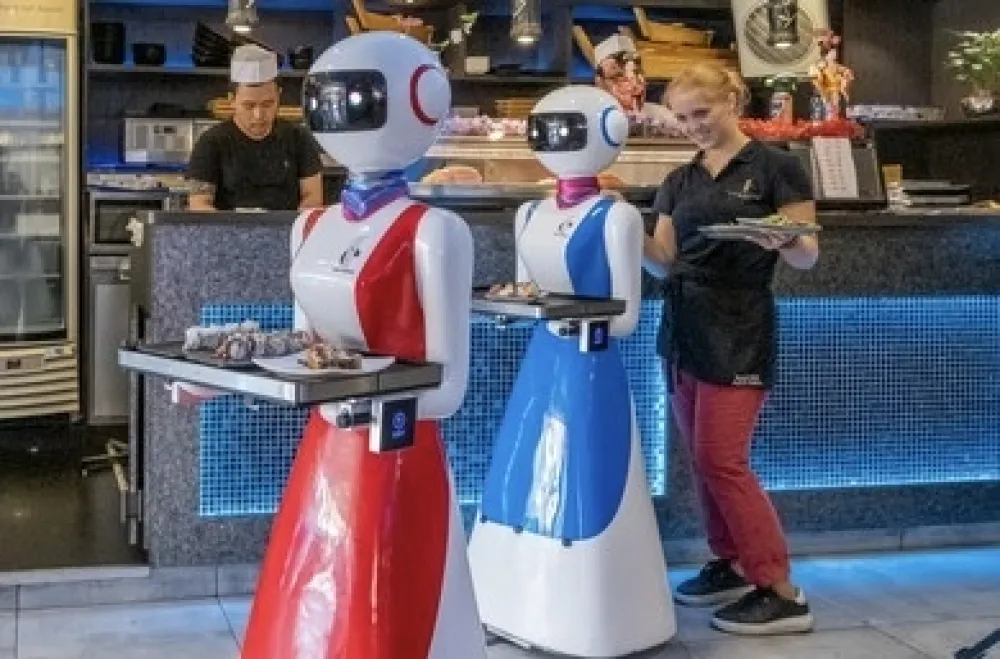 Dubai dobija prvi restoran kojim će upravljati AI