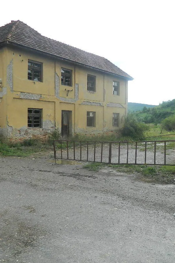 Biv&scaron;i radnici Ciglane od Vlade traže finansijsku podr&scaron;ku:&nbsp;Nepravdu ispraviti otpremninom od po 12.000