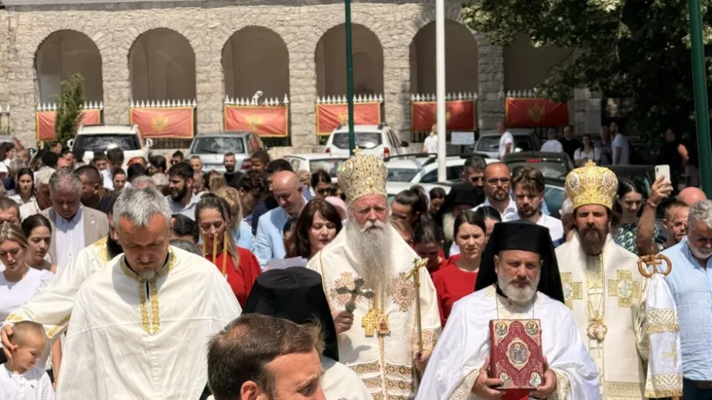 Petrovdanski sabor i litija održani na Cetinju