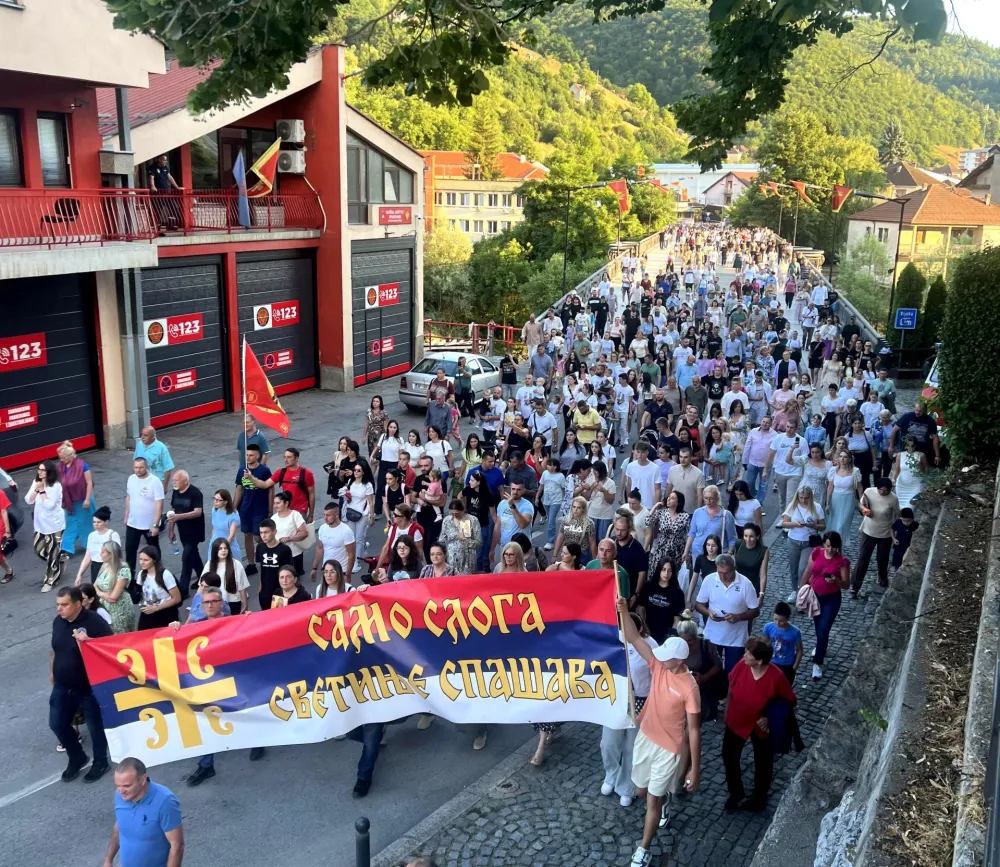 U Bijelom Polju&nbsp;održana tradicionalna Petrovdanska litija:&nbsp;U čast apostola - glas predaka u koracima vjere