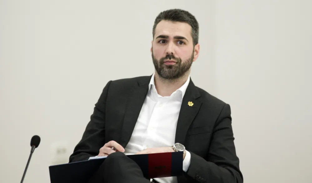 Krvavac podržao Mujovića: Zarad nekih uskih interesa unižava se javna scena