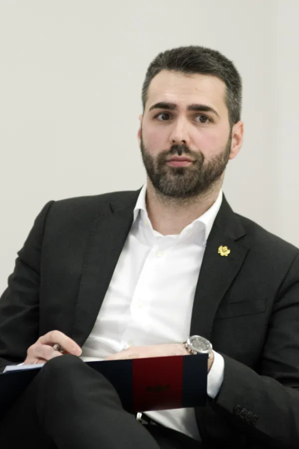 Krvavac podržao Mujovića: Zarad nekih uskih interesa unižava se javna scena