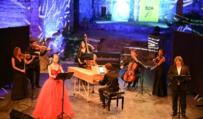 Hronika Grada teatra: Muzika &scaron;to nas vraća sebi