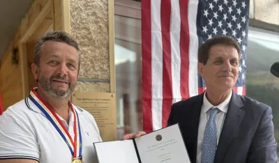 U &bdquo;Pjesnikovoj dolini&rdquo; uručeno priznanje mojkovačkom pjesniku: "Orfejski tekstovi" za Ćorića