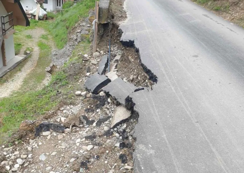 Problem stanovnika bjelopoljskog naselja&nbsp;Lipnica:&nbsp;Put se odranja, nadležni gledaju