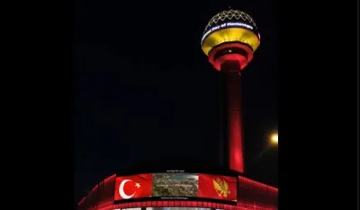 Povodom Dana državnosti, toranj Atakule u Ankari u bojama crnogorske zastave
