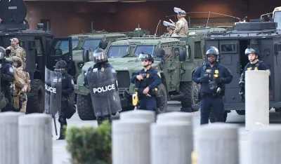 Povučena polovina pripadnika Nacionalne garde raspoređenih u Los Anđelesu zbog nereda