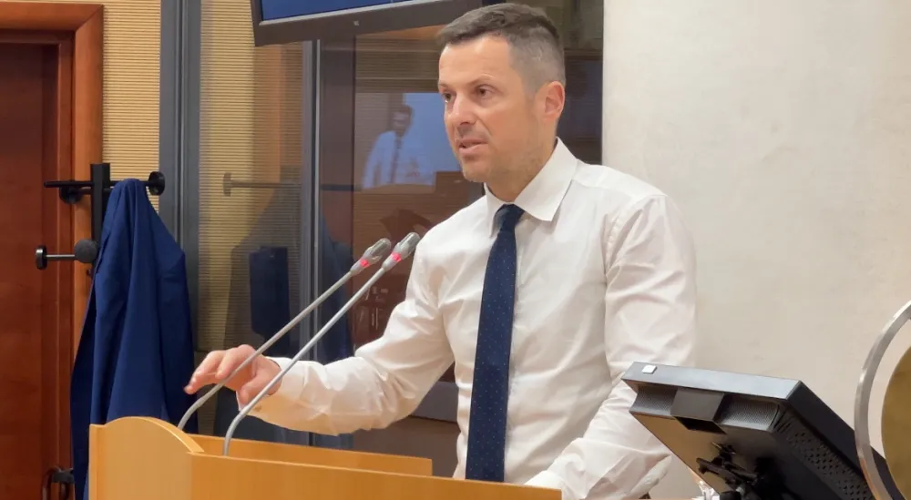 Mujović: Nije bilo prijatno &scaron;to su me nazivali fa&scaron;istom, moramo da da prestanemo sa pričom o nestanku Crne Gore