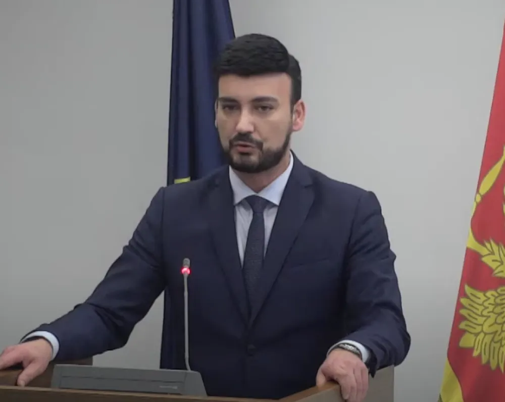 Kratak je put od političkog do fizičkog nasilja