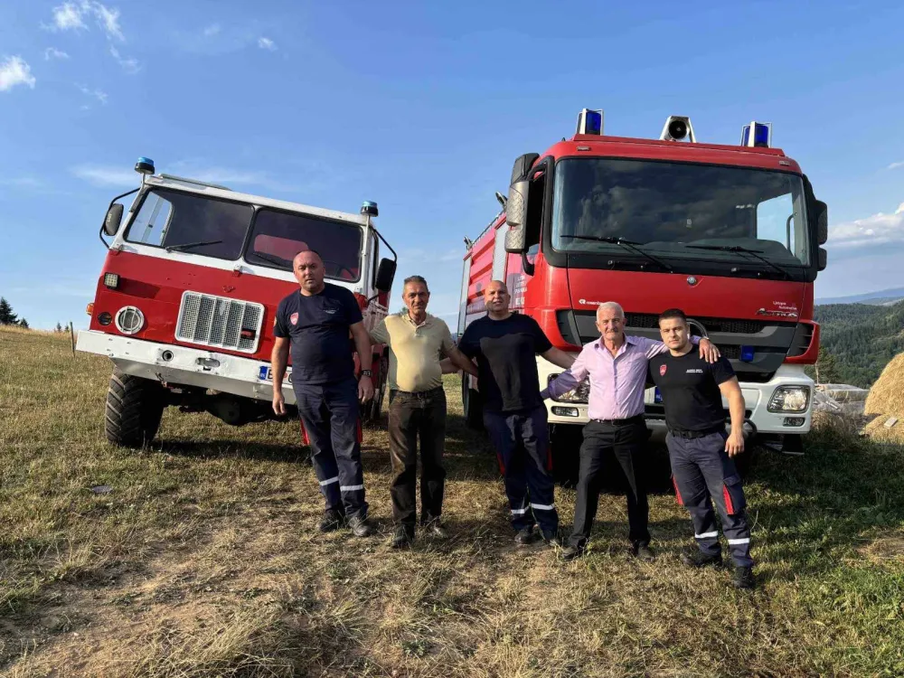 Osim ga&scaron;enja požara, bjelopoljski vatrogasci dopremili vodu do Bli&scaron;kova