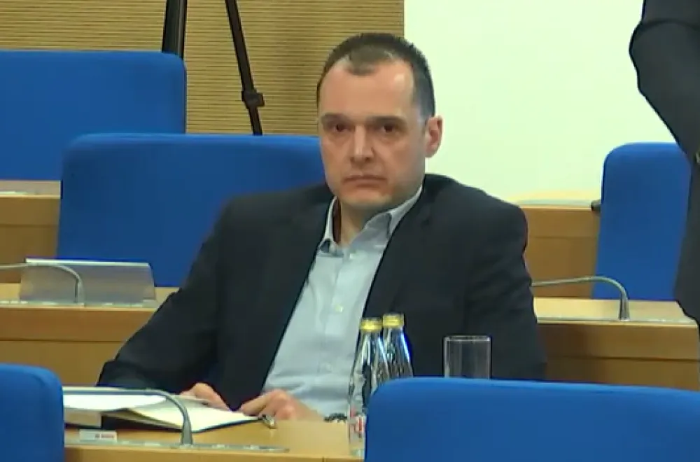 Krnić: Predsjednici mjesnih zajednica biće plaćeni, a ne zna se kome odgovoraju