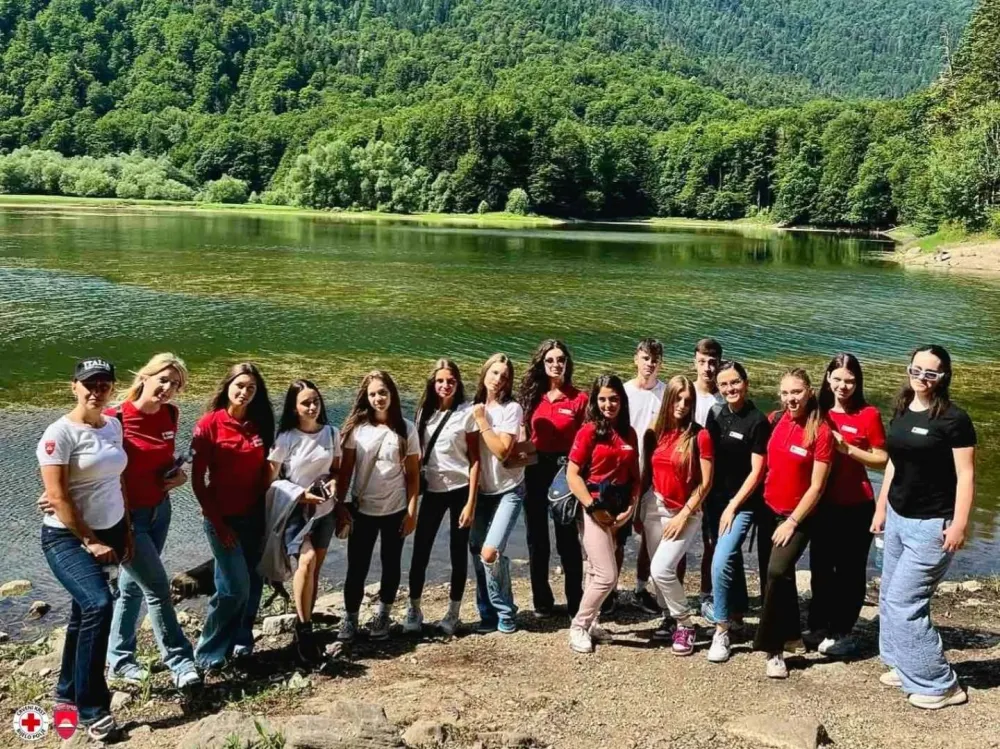 Volonteri Crvenog krsta posjetili NP Biogradska gora: U srcu pra&scaron;ume učili o empatiji prema prirodi