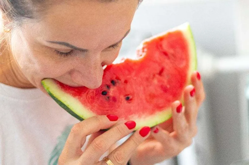 &Scaron;ta će se dogoditi s va&scaron;im tijelom ako pojedete previ&scaron;e lubenice