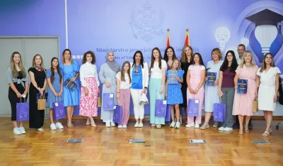 Dodijeljene nagrade dobitnicama konkursa &bdquo;Žene u nauci &ndash; inspiracija za budućnost&ldquo;