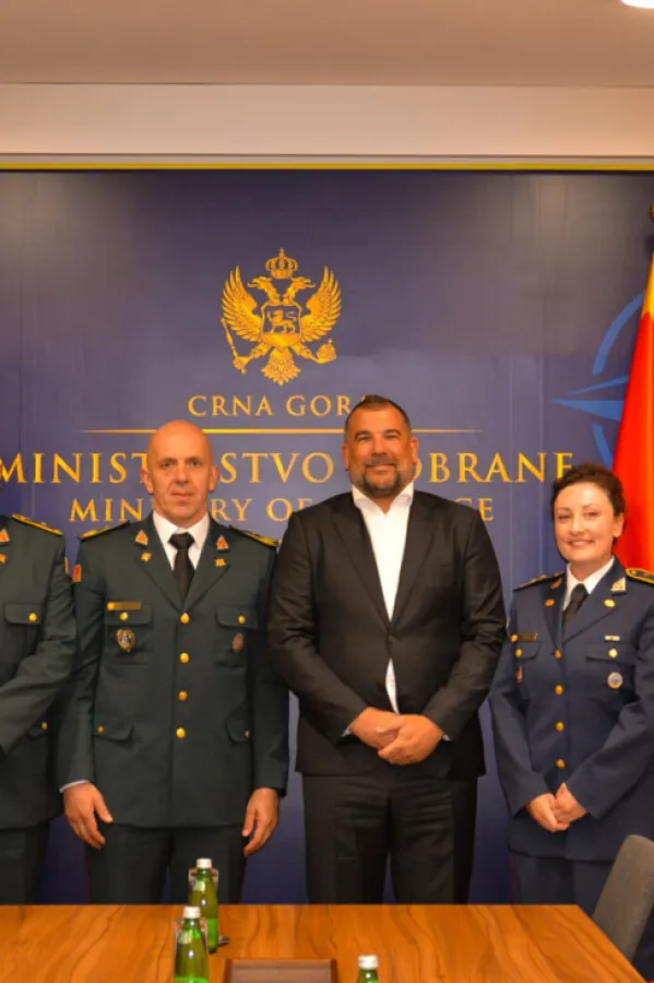 Krapović: Ulaganje u obrazovanje i profesionalni razvoj pripadnika Vojske Crne Gore je ulaganje u sigurnost i budućnost države