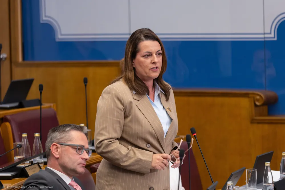 Inicijativa za kontrolno saslu&scaron;anje Vujović u vezi sa dodjelom Trinaestojulske nagrade