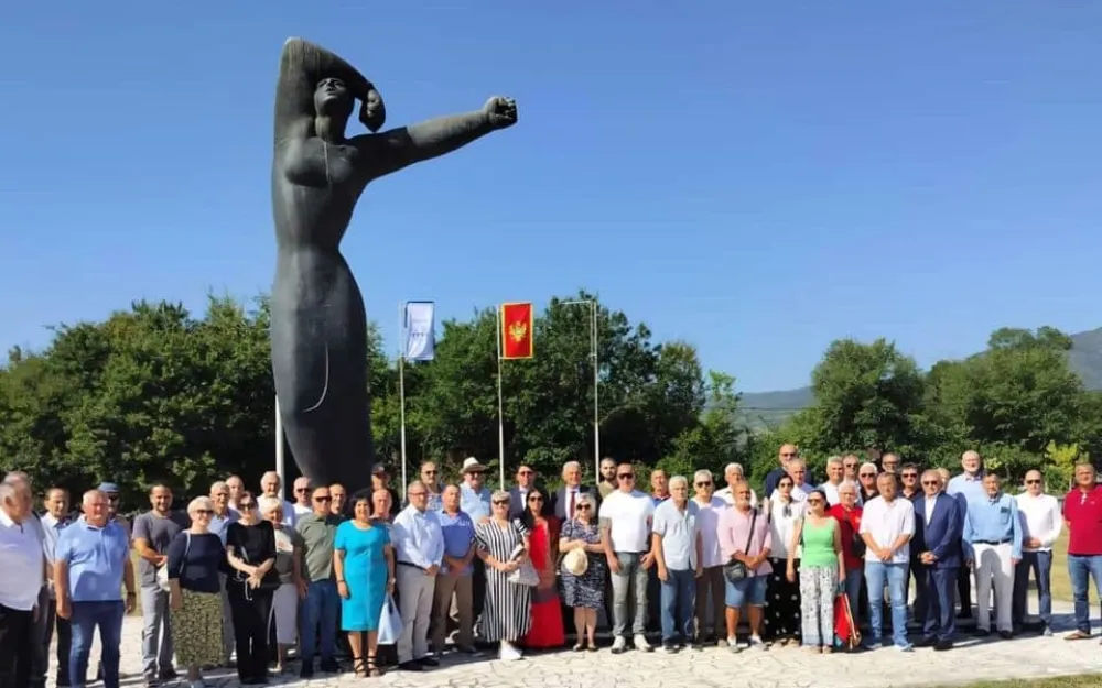 Delegacija STEGA položila vijenac na mjestu stradanja 52 mladih antifa&scaron;ista na Lazinama