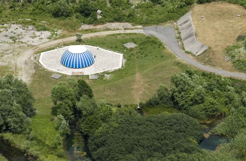 Na Veljem brdu ucrtano 20.000 stanova, nema kolektora na obali Zete