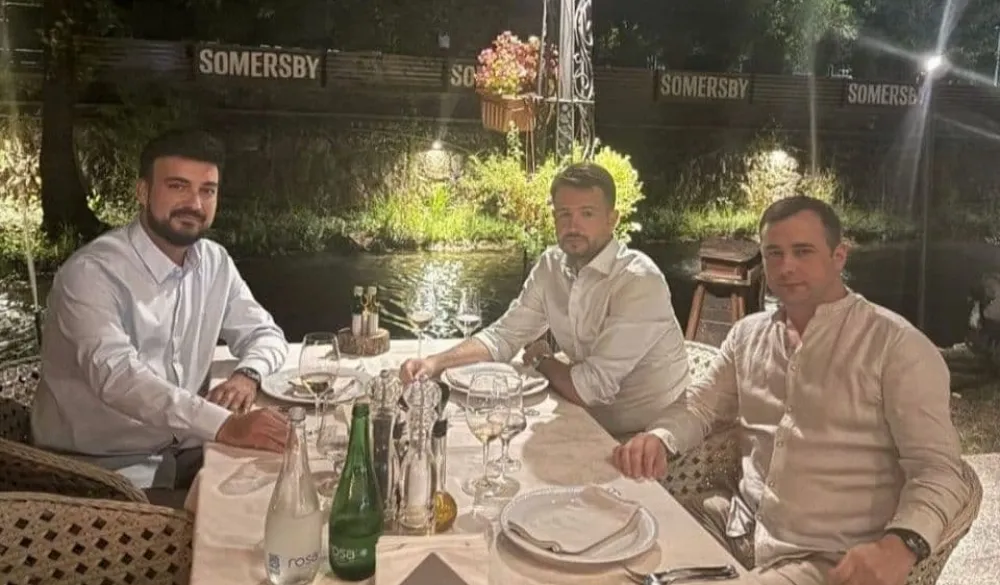 Milatović objavio fotografiju sa Jovanovićem i Grgurovićem: Bratski razgovor