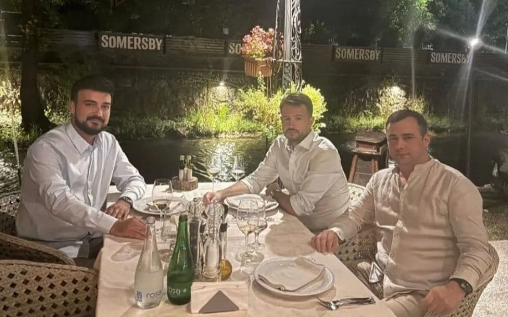 Milatović objavio fotografiju sa Jovanovićem i Grgurovićem: Bratski razgovor