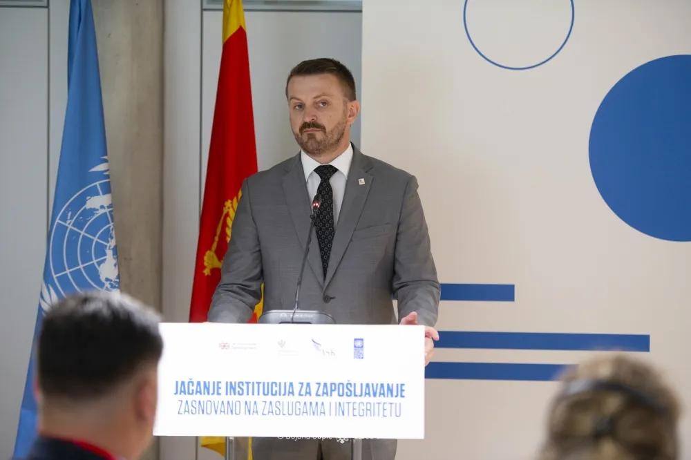 Dukaj: Rad institucija mora biti zasnovan na kompetencijama, zaslugama i integritetu