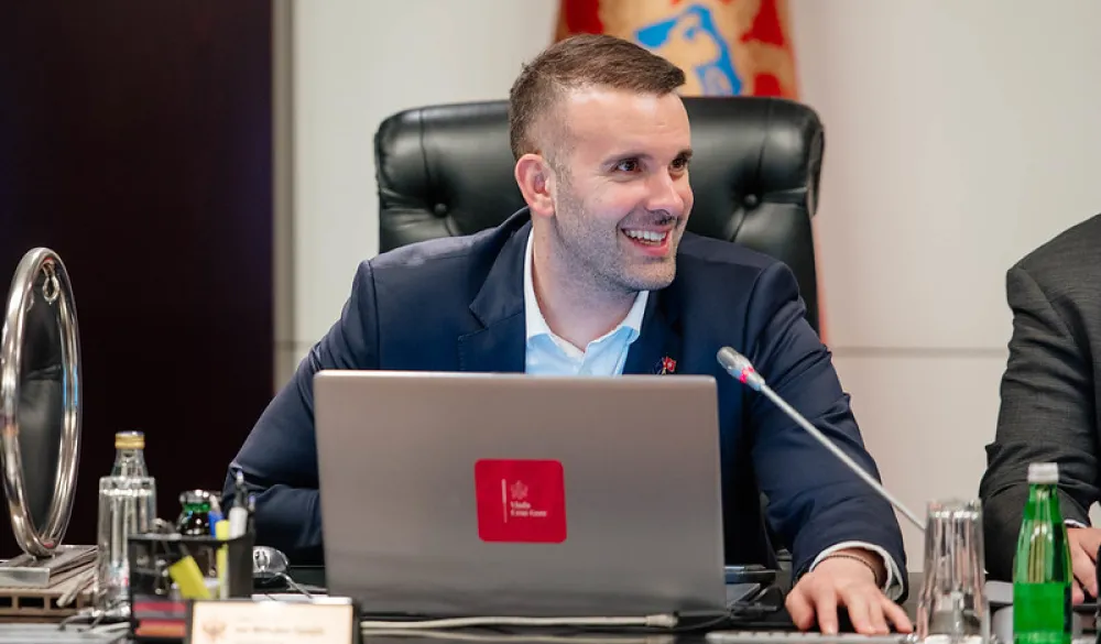 Premijer sjutra prisustvuje potpisivanju ugovora o finansiranju druge dionice auto-puta Bar&ndash;Boljare