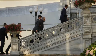 U toku sastanak delegacija Rusije i Ukrajine u Istanbulu