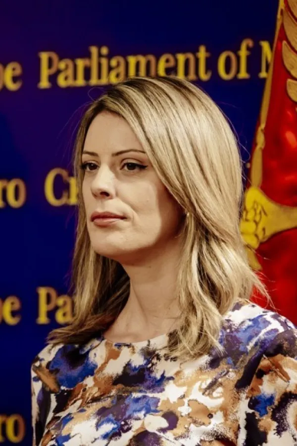 Novaković Đurović: Radunovićev predlog o referendumu besmislen, namjera devastacija Boke i brisanje sa mape svjetske ba&scaron;tine